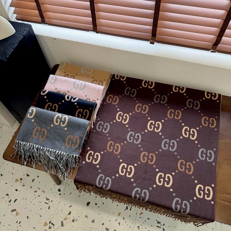 Gucci Scarf 65X180cm E090107